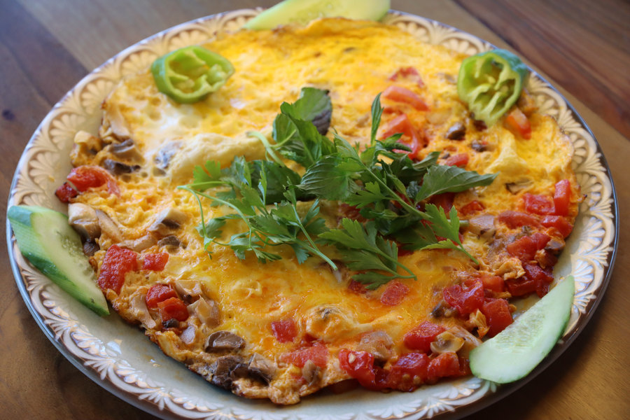 Mantarlı Domatesli Omlet